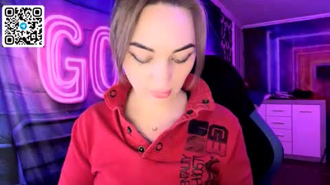 Snapshot of velvettouch4444 chatting on 02-27-26, 08:53 MERYEM online show from 02-27-26, 08:53