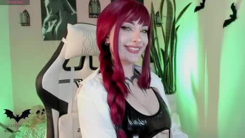 Jess online show from 04-26-26, 04:32