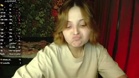 Snapshot of vendymories chatting on 07-28-26, 07:39 eva 3 online show from 07-28-26, 07:39