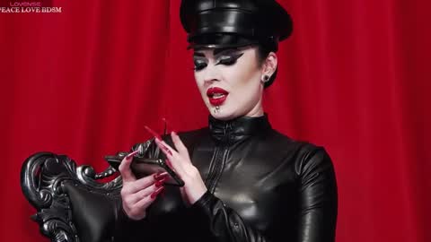 MISTRESS online show from 10-19-25, 12:06