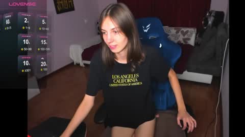 veneradi615 online show from 12-14-24, 04:09