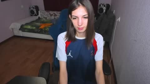 veneradi615 online show from 02-22-25, 03:58