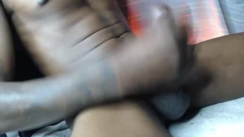 Snapshot of venon28 chatting on 05-14-26, 02:18 venon online show from 05-14-26, 02:18
