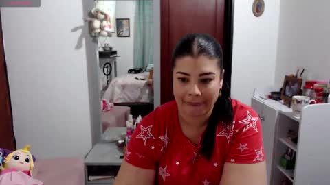 HI IM VENUS SMALL BOOBS  BIG HEART WARM PUSSY online show from 10-31-25, 02:12
