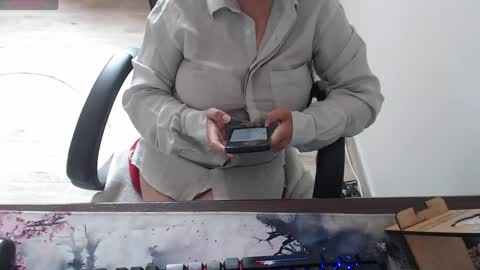 Snapshot of venus496613 chatting on 05-12-26, 08:39 venus496613 online show from 05-12-26, 08:39