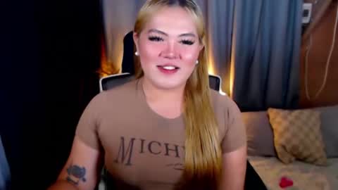 I am Colly Your mystery girl online show from 07-22-26, 01:52