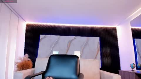 Venus Cooperr online show from 07-14-26, 11:27