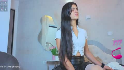Snapshot of venus_flame chatting on 05-10-26, 12:21 VENUS online show from 05-10-26, 12:21