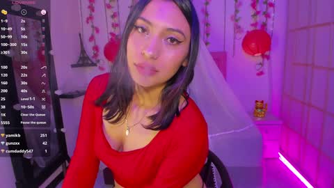 Snapshot of venus_latin_01 chatting on 12-15-24, 12:07 Mary online show from 12-15-24, 12:07