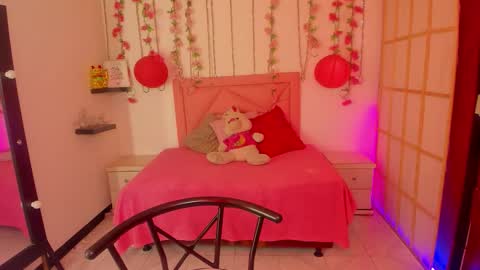 Mary online show from 12-22-25, 07:55