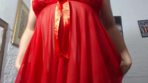 Snapshot of venus_lov chatting on 10-29-25, 11:23 venus_lov online show from 10-29-25, 11:23