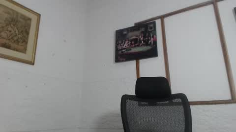 Snapshot of venus_lov chatting on 11-06-25, 10:38 venus_lov online show from 11-06-25, 10:38