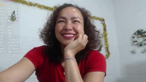 Snapshot of venus_lov chatting on 12-16-25, 11:37 venus_lov online show from 12-16-25, 11:37