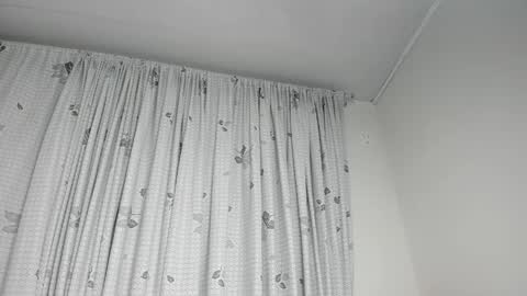 Snapshot of venus_naughty_1 chatting on 05-04-26, 01:01 Sofi online show from 05-04-26, 01:01