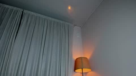 Snapshot of venus_naughty_1 chatting on 08-01-26, 12:43 Sofi online show from 08-01-26, 12:43