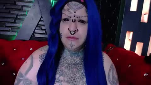 Snapshot of venus_rock chatting on 06-12-26, 01:21 Venus Ink online show from 06-12-26, 01:21