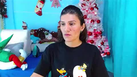 Snapshot of venus_swet chatting on 12-08-24, 02:49 Catalina online show from 12-08-24, 02:49