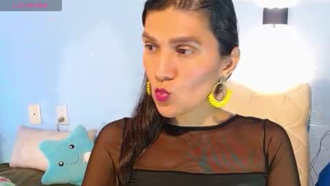 Snapshot of venus_swet chatting on 10-05-25, 03:05 Catalina online show from 10-05-25, 03:05