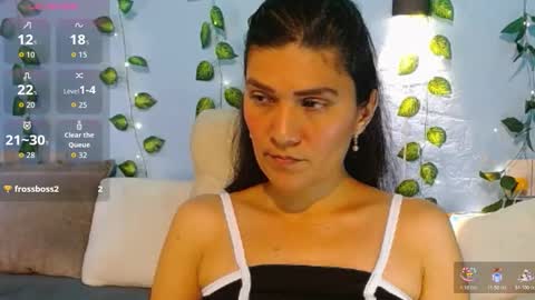 Snapshot of venus_swet chatting on 10-26-25, 01:55 Catalina online show from 10-26-25, 01:55