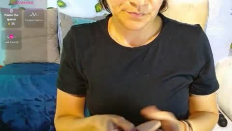 Snapshot of venus_swet chatting on 04-05-26, 11:13 Catalina online show from 04-05-26, 11:13