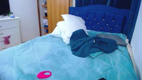 venushot1xx online show from 11-21-25, 07:29