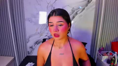 Venusowen  online show from 04-11-26, 02:43