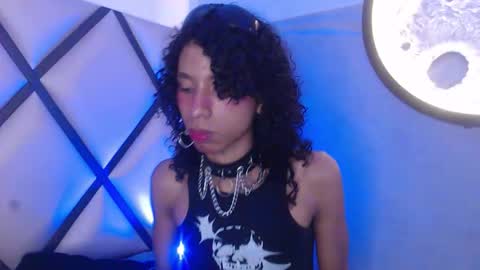 venuss_03 online show from 02-17-26, 03:36