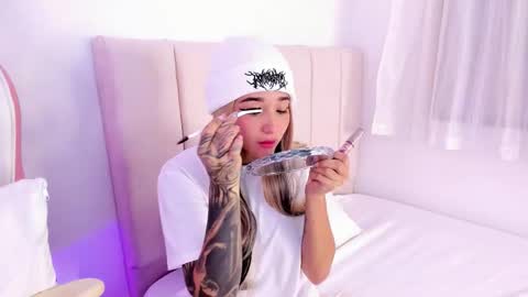 Shelly online show from 10-10-25, 03:55