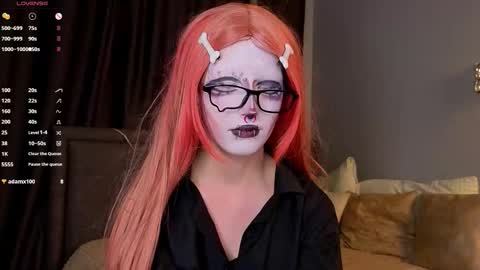 Snapshot of veolatownson chatting on 11-24-25, 08:19 Erica online show from 11-24-25, 08:19