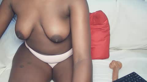 vera_bliss21 online show from 05-15-26, 10:06