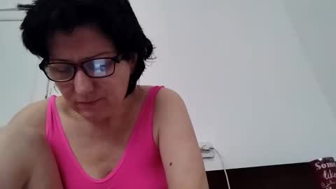 Snapshot of vera_elle chatting on 05-21-26, 07:15 Vera online show from 05-21-26, 07:15