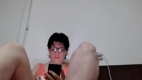 Snapshot of vera_elle chatting on 05-27-26, 02:08 Vera online show from 05-27-26, 02:08