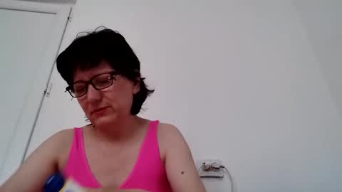 Snapshot of vera_elle chatting on 05-31-26, 03:08 Vera online show from 05-31-26, 03:08