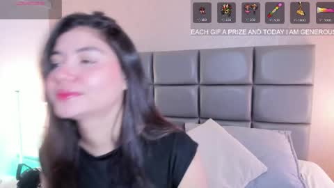 Snapshot of vera_price_ chatting on 05-14-26, 11:17 Vera online show from 05-14-26, 11:17
