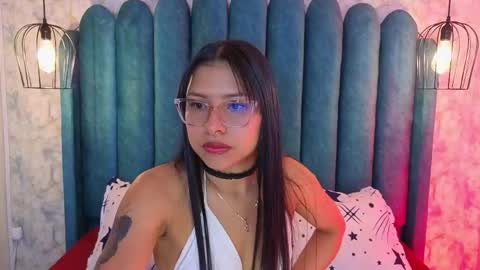 Domelipa  online show from 04-18-26, 11:47