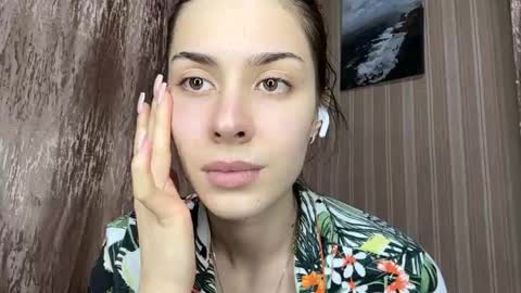 Ayla online show from 04-19-26, 01:21