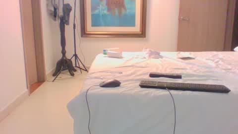 vergagolosa22 online show from 01-04-25, 07:34