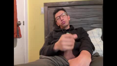 Juan Vergas online show from 04-28-26, 01:27