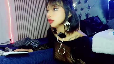 Snapshot of verhona_vlad chatting on 03-08-25, 02:40 verhona_vlad online show from 03-08-25, 02:40