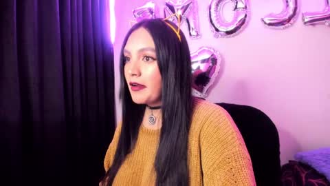 Snapshot of vero_jhonson chatting on 02-17-25, 01:04  karolina online show from 02-17-25, 01:04