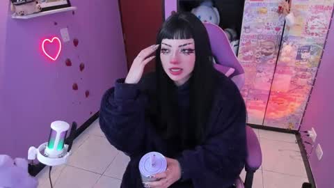     online show from 10-29-25, 01:08