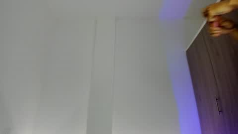 Veronica online show from 07-05-26, 04:19