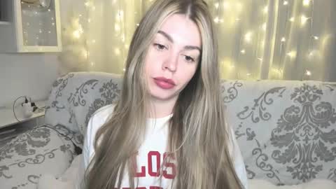 Lolitalolz online show from 01-17-26, 06:55