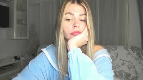 Lolitalolz online show from 02-10-26, 06:56