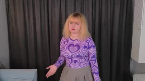 Maria online show from 10-08-25, 02:25
