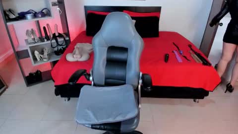 Vero Milf online show from 12-20-25, 07:10