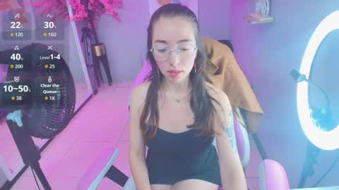 veronica online show from 05-22-26, 07:52