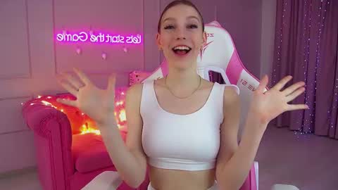 Veronica online show from 12-19-25, 06:26