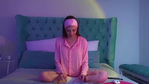 Veronica online show from 02-06-26, 06:33