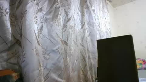 veronika_xi online show from 11-10-25, 07:18